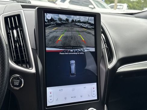 Used 2024 Ford Edge ST-Line image 27