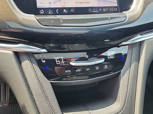 Certified 2025 Cadillac XT6 Sport w/ Platinum Package AWD/4WD image 16