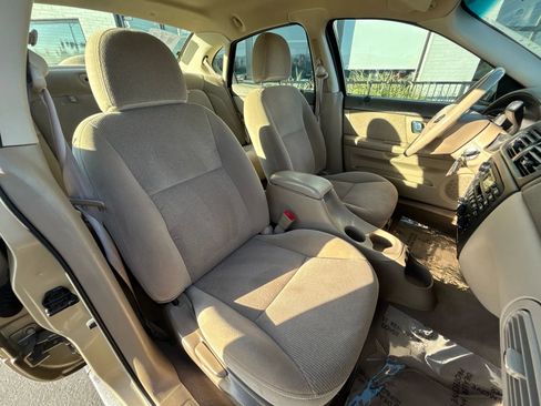 Used 2000 Ford Taurus SE image 7