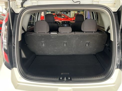 Used 2019 Kia Soul image 33
