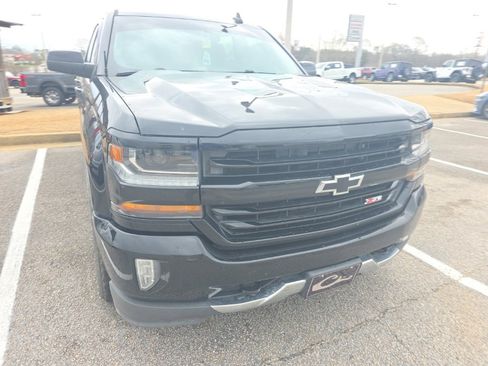 Used 2018 Chevrolet Silverado 1500 LT w/ All Star Edition image 2