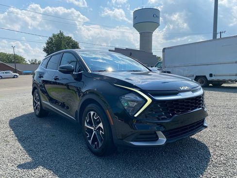 Used 2023 Kia Sportage EX FWD image 1