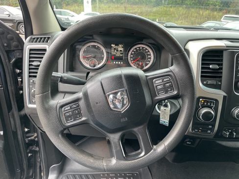 Used 2019 RAM 1500 Classic SLT image 16