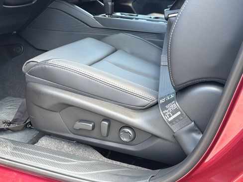 New 2026 Subaru Outback Touring XT AWD/4WD image 19