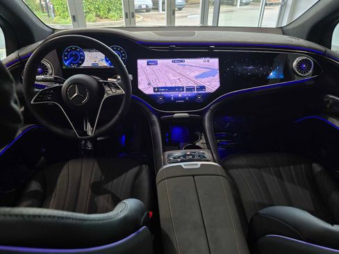 New 2026 Mercedes-Benz EQS 400 4MATIC SUV image 20