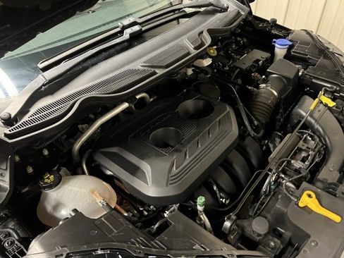 Used 2020 Ford EcoSport SE w/ SE Convenience Package image 44