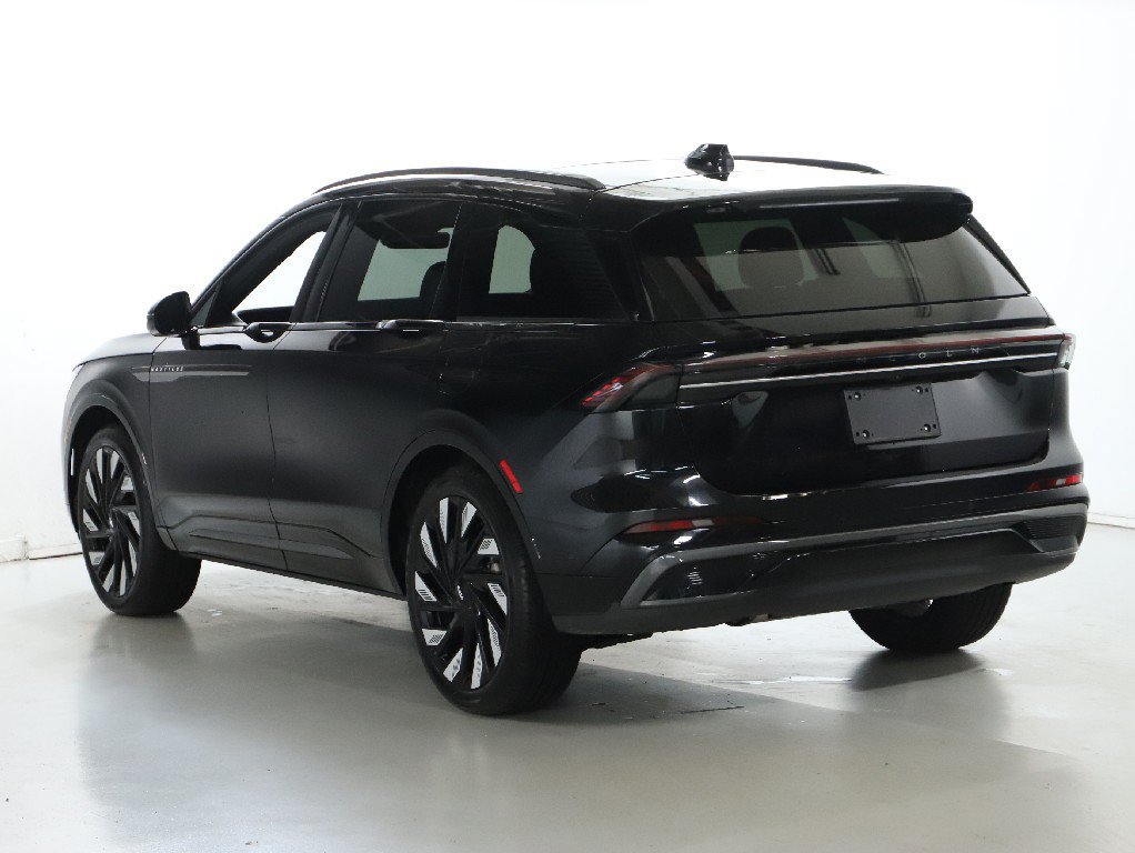 Certified 2024 Lincoln Nautilus Reserve w/ Equipment Group 202A AWD/4WD image 40