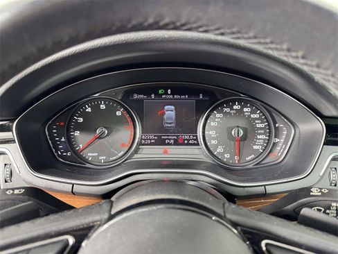 Used 2022 Audi A5 2.0T Premium image 3