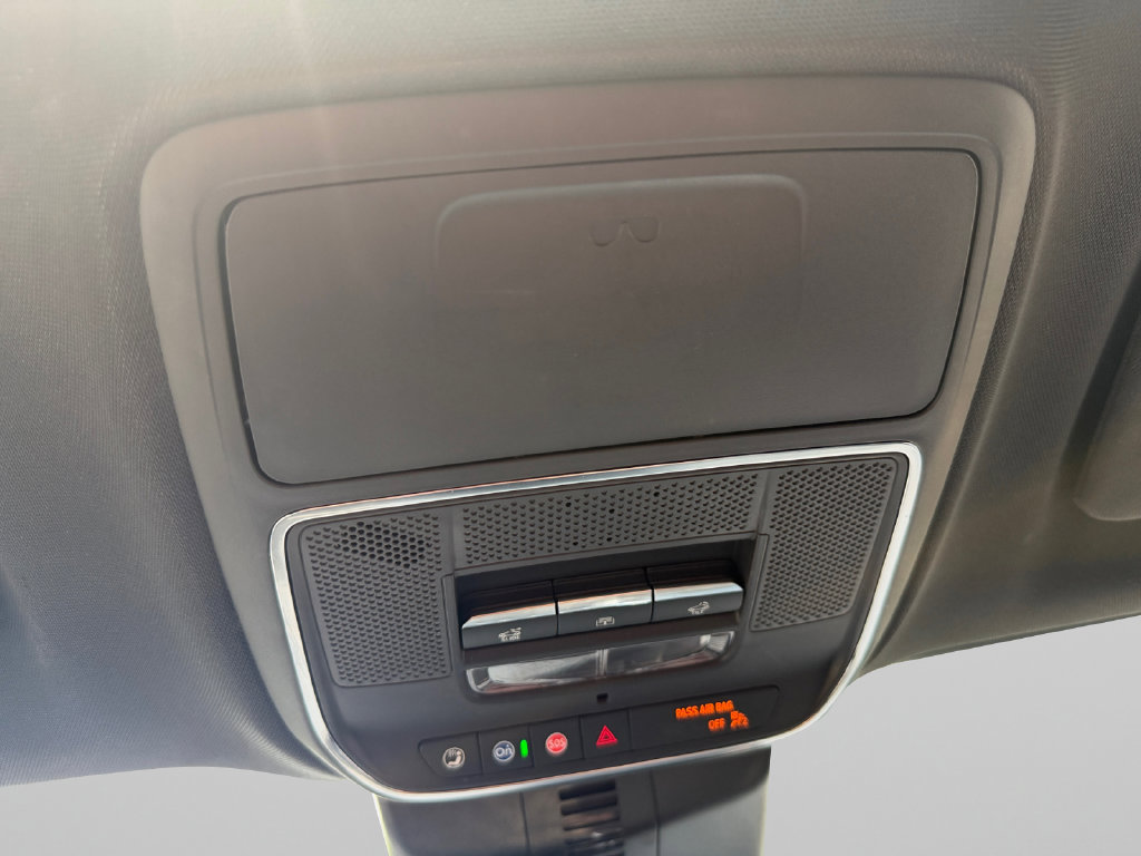 Used 2024 GMC Acadia Denali FWD image 23