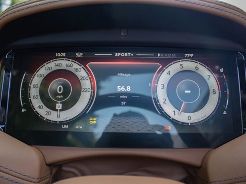 Used 2025 Aston Martin DB12 Convertible RWD image 6