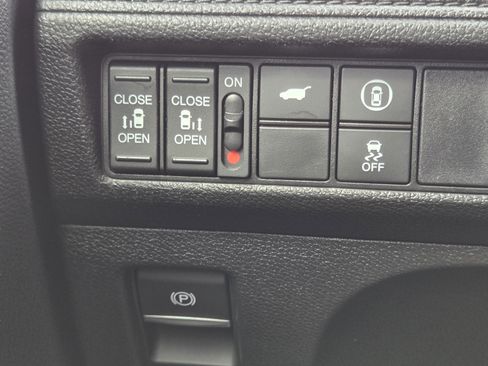 Certified 2023 Honda Odyssey EX-L image 11