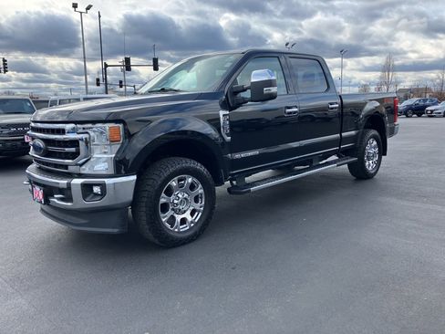 Used 2020 Ford F350 Lariat w/ Chrome Package image 2
