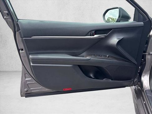 Certified 2023 Toyota Camry SE FWD image 13