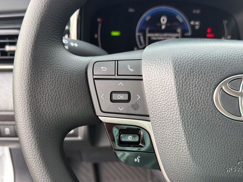 New 2026 Toyota Camry LE FWD image 21