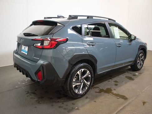 Used 2024 Subaru Crosstrek 2.0i Premium image 4