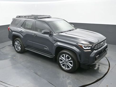New 2025 Toyota 4Runner Limited image 28