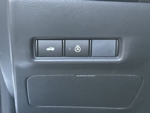 New 2026 Nissan Sentra SV w/ SV Convenience Package FWD image 12