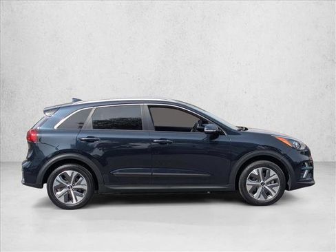 Used 2020 Kia Niro EX Premium image 4