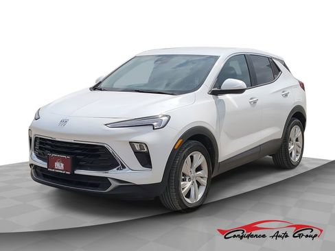 Used 2025 Buick Encore GX Preferred FWD image 1