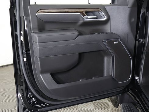 Used 2026 GMC Sierra 1500 Elevation w/ Preferred Package image 24