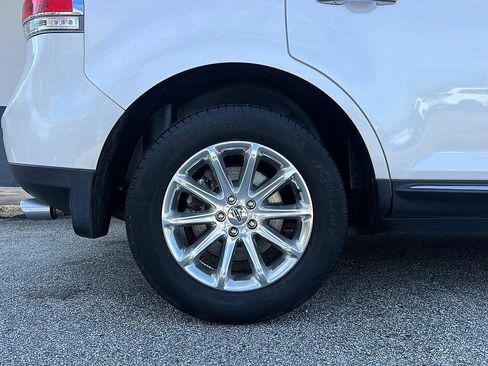 Used 2015 Lincoln MKX FWD w/ Equipment Group 102A image 23