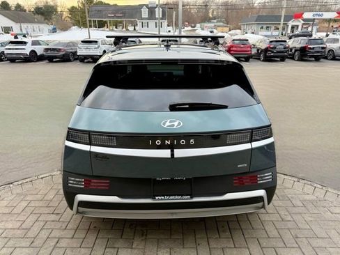Used 2025 Hyundai Ioniq 5 SEL image 11