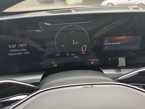 New 2025 Cadillac Lyriq Luxury image 17