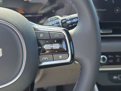 New 2026 Kia Carnival EX image 33