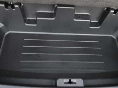 New 2026 Chevrolet Traverse LT w/ LPO, Floor Liner Package image 12