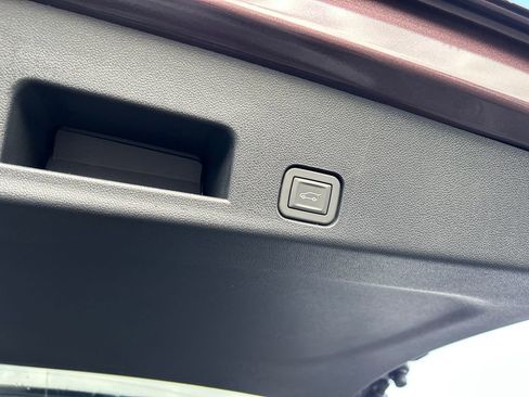 New 2026 GMC Acadia Elevation image 37