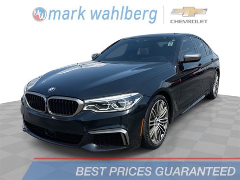 Used 2020 BMW M550i xDrive image 1