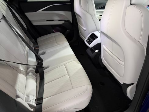 New 2026 Cadillac Lyriq Sport AWD/4WD image 46