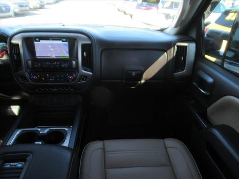 Used 2019 GMC Sierra 2500 Denali w/ Duramax Plus Package image 16