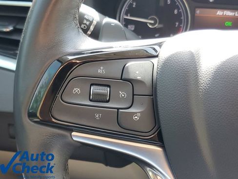 Used 2024 Buick Enclave Essence w/ Technology Package FWD image 24
