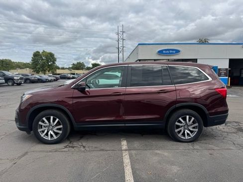 Used 2021 Honda Pilot EX image 5