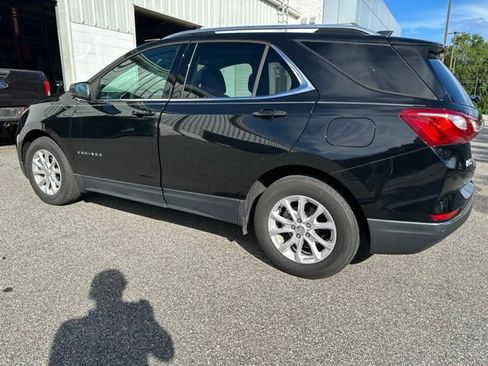 Used 2020 Chevrolet Equinox LT FWD image 3