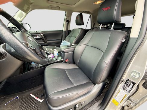 Used 2024 Toyota 4Runner TRD Off-Road Premium w/ Off Road Premium Plus Package AWD/4WD image 13