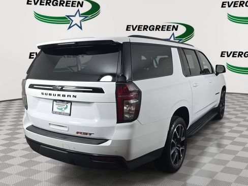 Used 2023 Chevrolet Suburban RST w/ Luxury Package AWD/4WD image 5