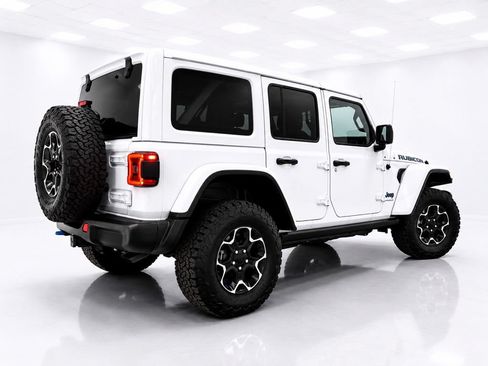 Used 2023 Jeep Wrangler Unlimited Rubicon 4xe w/ Steel Bumper Group AWD/4WD image 7