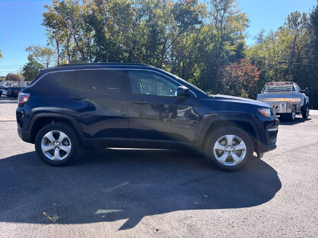Used 2019 Jeep Compass Latitude w/ Popular Equipment Group AWD/4WD image 7