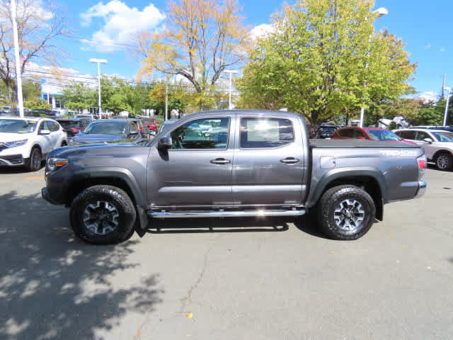 Used 2023 Toyota Tacoma TRD Off-Road AWD/4WD image 3