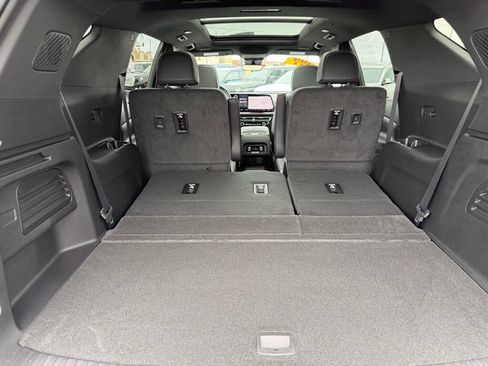 Used 2026 Chevrolet Traverse RS image 52