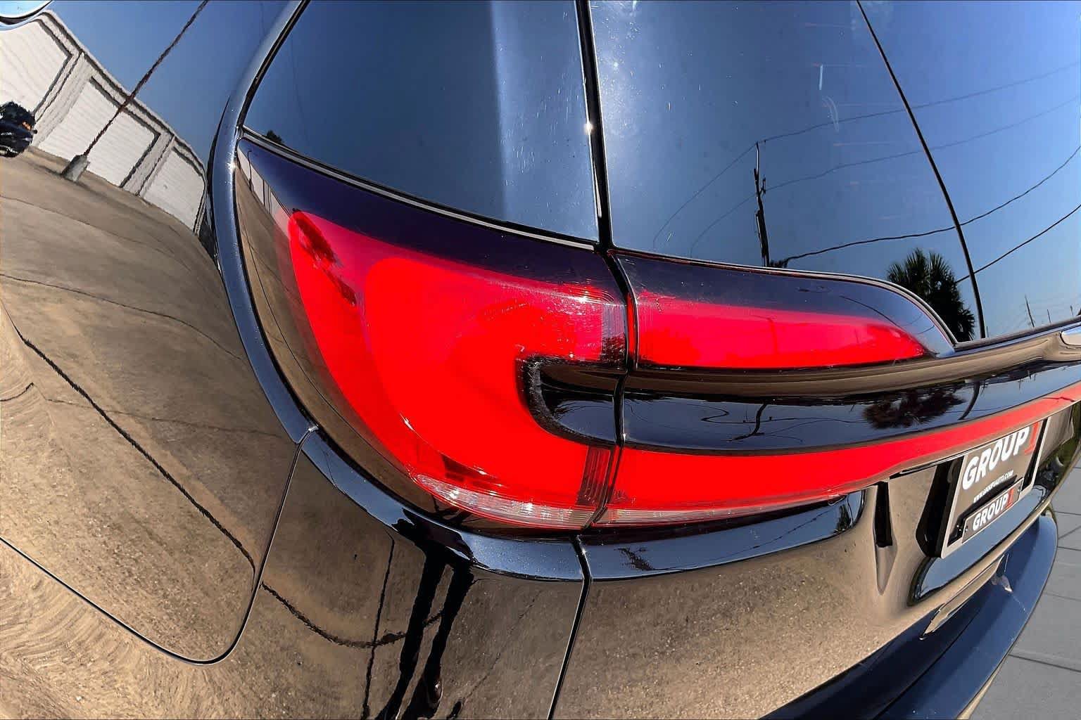 Used 2025 Chrysler Pacifica Select FWD image 29