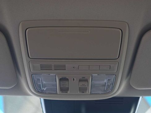 Used 2018 Honda CR-V EX-L image 23