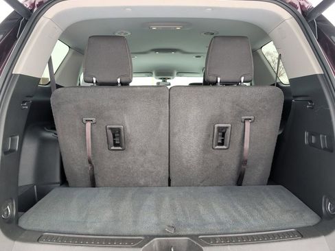 Used 2018 GMC Acadia SLE w/ LPO, Floor Liner Package image 21