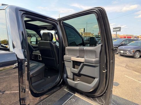 Used 2022 Ford F450 Platinum w/ FX4 Off-Road Package AWD/4WD image 53