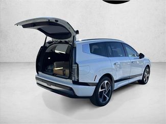 New 2026 Hyundai Ioniq 9 Calligraphy video 2