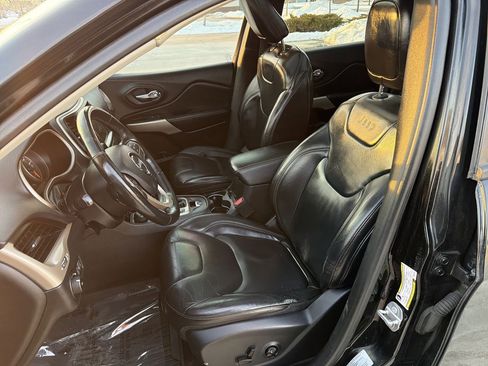 Used 2017 Jeep Cherokee High Altitude image 14