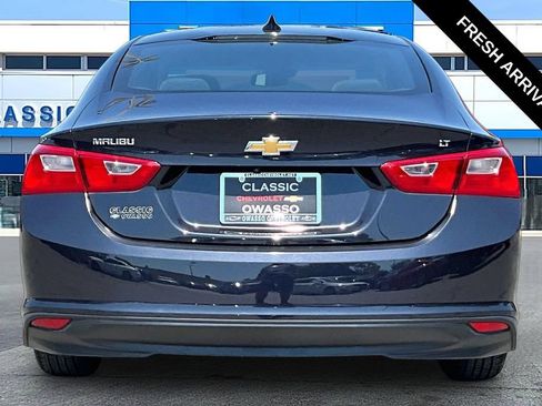 Used 2023 Chevrolet Malibu LT FWD image 4