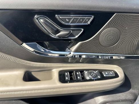 New 2026 Lincoln Corsair Reserve image 19